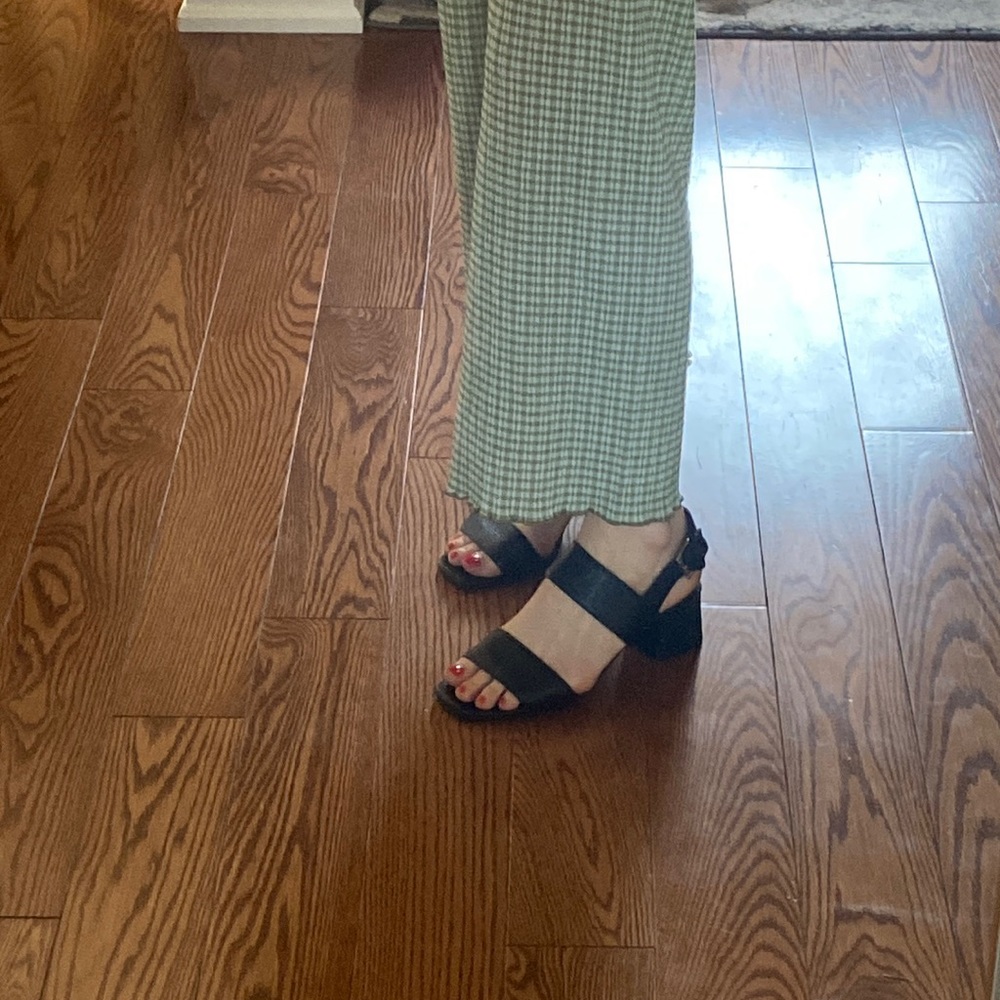 Leather sandals size 8